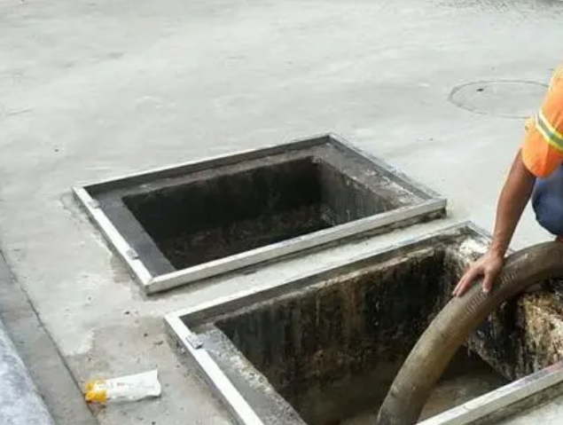 光泽化粪池清理